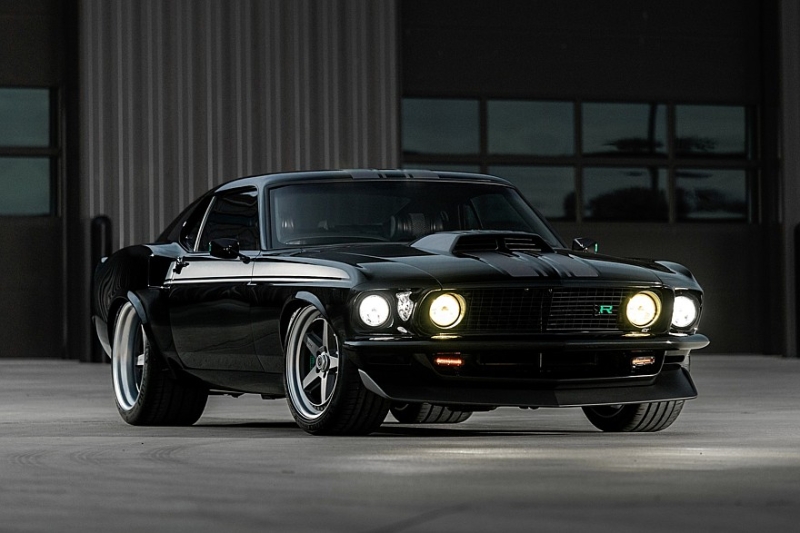 Тачка криминального босса: роскошный Ford Mustang Kingpin от Ringbrothers