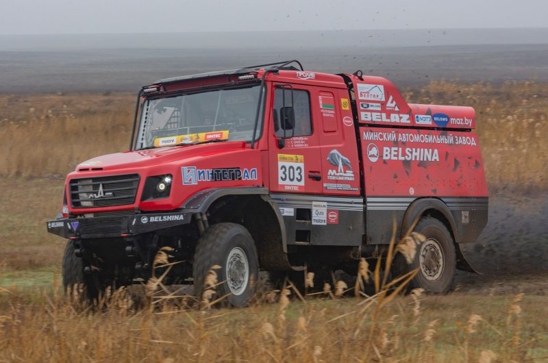Туман, сходы и ночной финиш: второй гоночный день ралли-рейда «Великая степь»