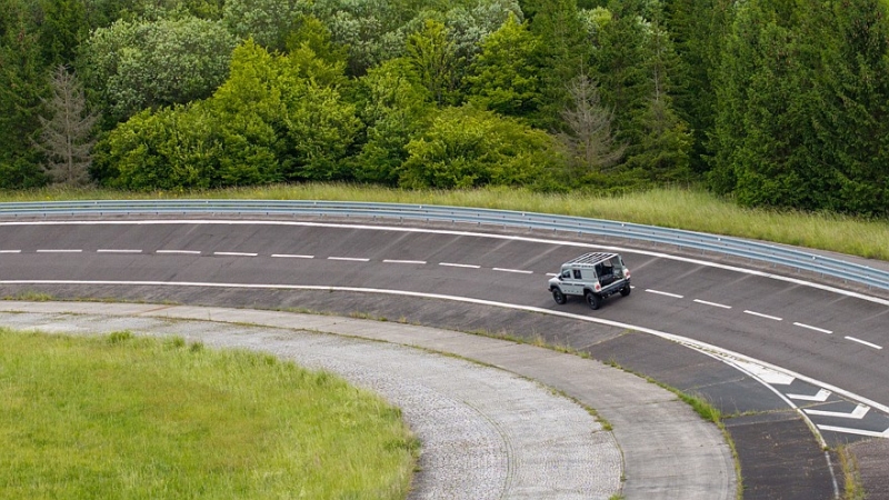 Ineos Grenadier Game Viewer готов к путешествию по саванне