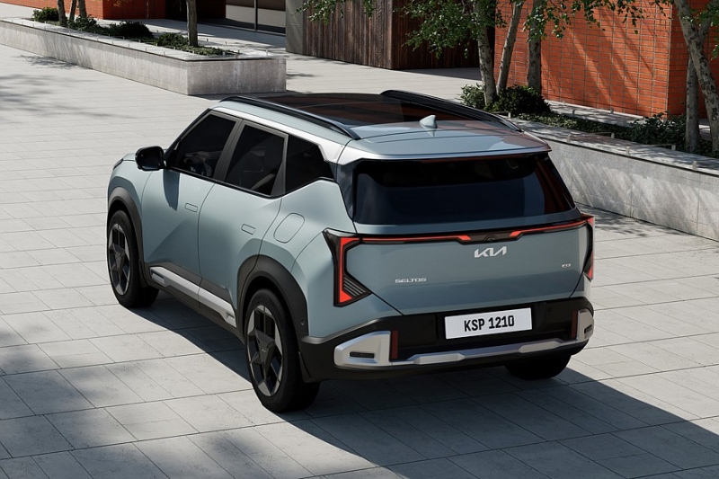 Кроссовер Kia Seltos нового поколения: больше и агрессивнее, есть гибрид и дизель