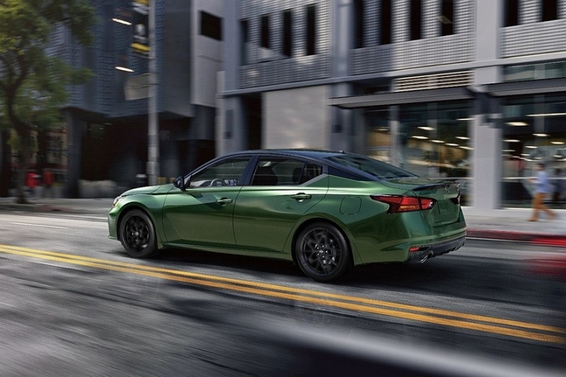 Nissan Altima 2026 модельного года: без рестайлинга, всего две версии, зато есть полный привод