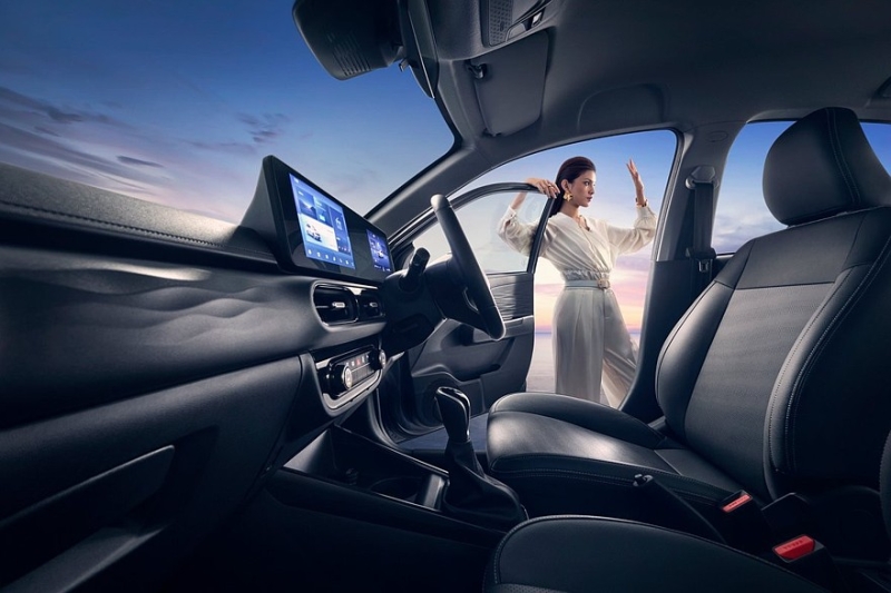 Новый седан Proton Saga: теперь без механики, а в базе – сенсорный пульт вместо мультимедиа