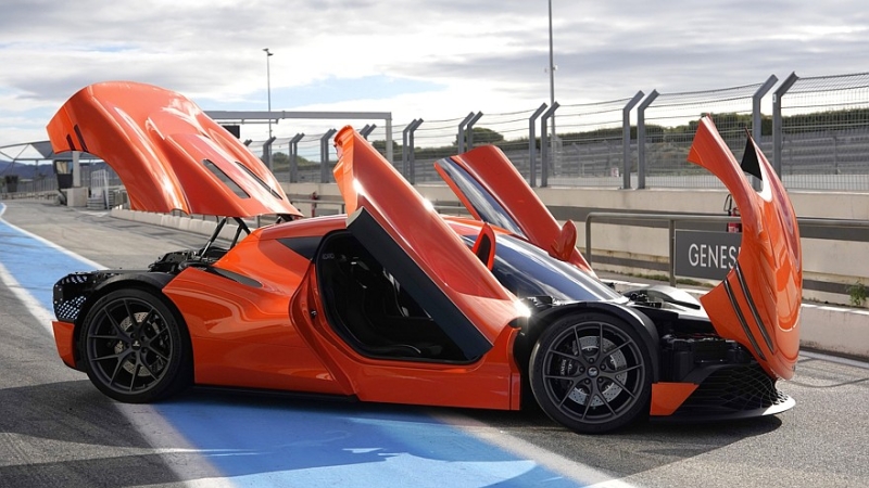 Подробности о Genesis Magma GT: подтверждён мотор V8, будет кабриолет и версия GT3