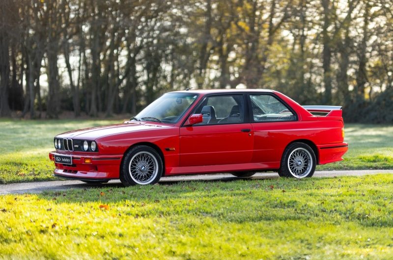 Редкий BMW M3 Sport Evolution 1990 года в идеальном состоянии продадут на аукционе