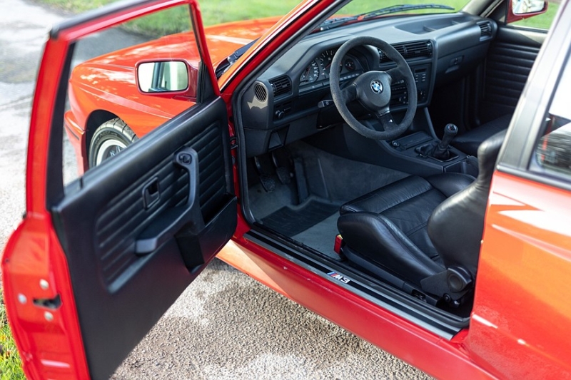 Редкий BMW M3 Sport Evolution 1990 года в идеальном состоянии продадут на аукционе