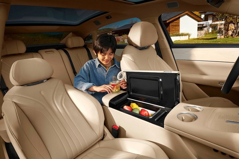 Роскошный полноприводный седан Voyah Passion L: продажи начались