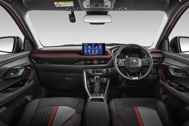 «Упрощённый» Toyota Yaris Cross превратился в Perodua Traz с другим дизайном