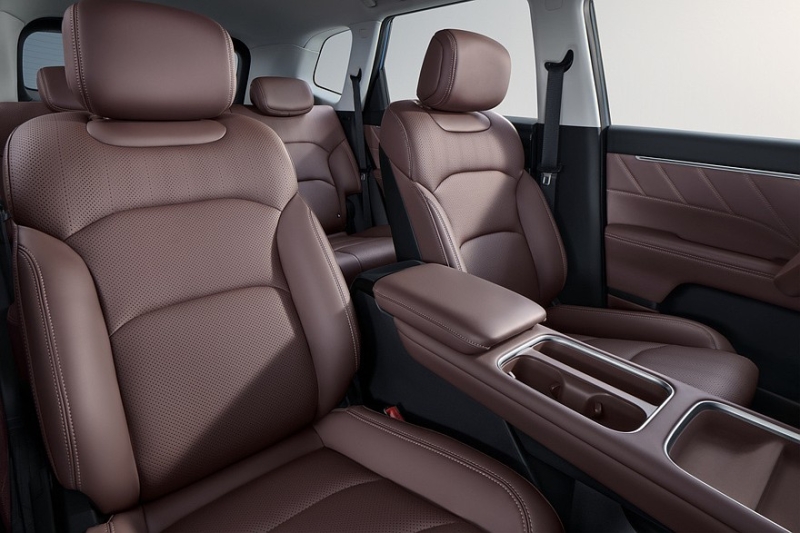 Wuling Starlight 560 от GM и SAIC: большой кроссовер за небольшие деньги