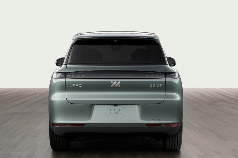 Анонсирован кроссовер IM LS8 от SAIC &ndash; более доступная альтернатива флагману LS9