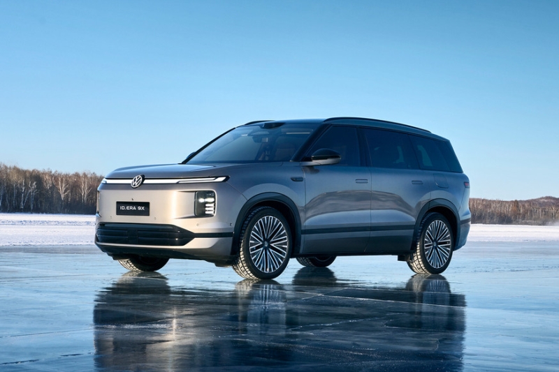 Большой кроссовер Volkswagen ID.Era 9X: засвечен интерьер