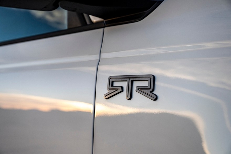 Ford рассекретил Bronco RTR: яркий декор, новая подвеска и базовый мотор