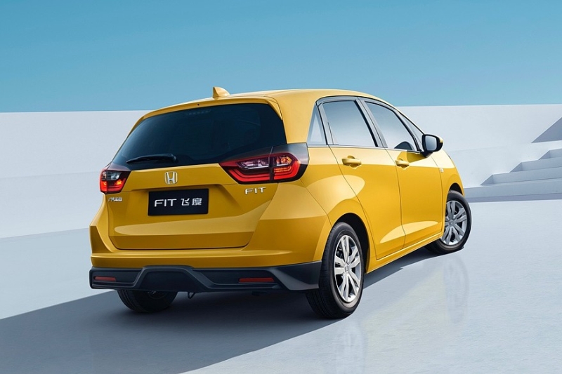 Компакт Honda Fit пережил рестайлинг: не то напоследок, не то маркетинговый ход