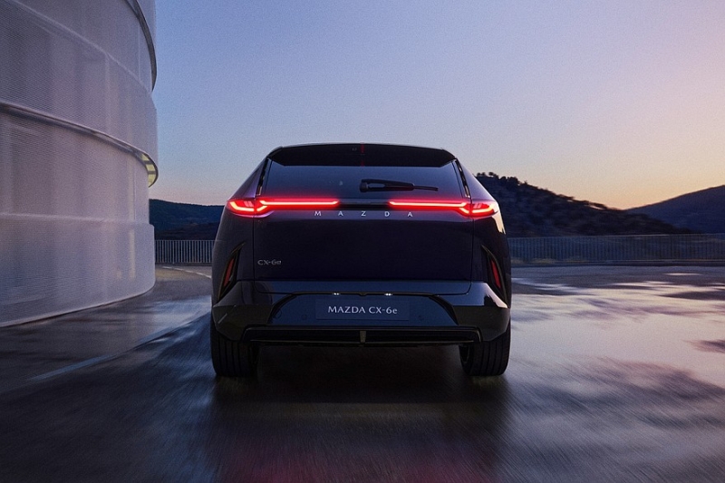 Кроссовер Mazda CX-6e на платформе Changan: официальная премьера