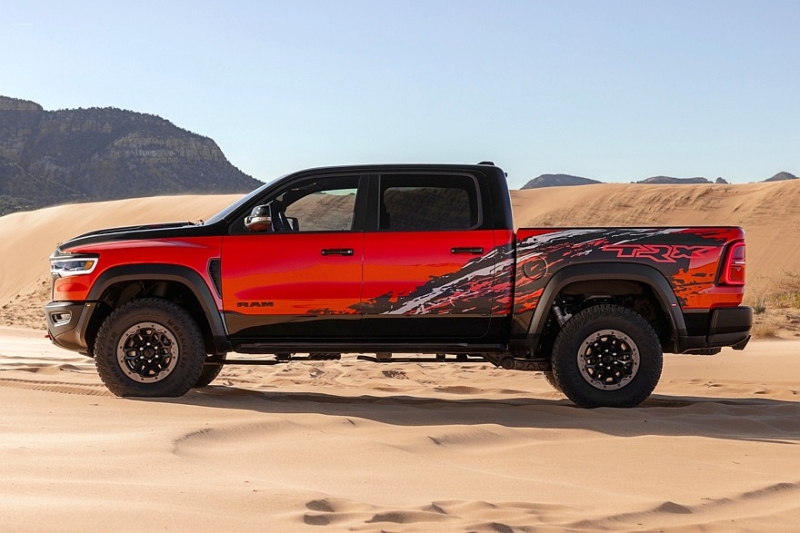Масл-трак Ram 1500 SRT TRX вернулся: мощнее, быстрее и богаче предшественника