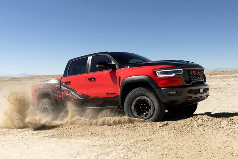Масл-трак Ram 1500 SRT TRX вернулся: мощнее, быстрее и богаче предшественника