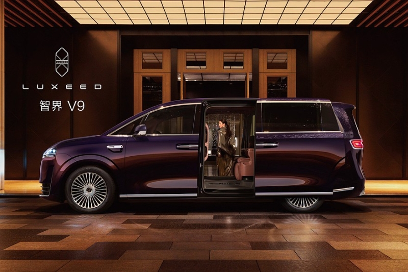 Минивэн Luxeed V9 от Chery и Huawei: официальные фото