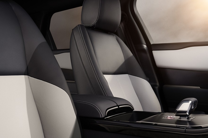 Range Rover посвятил Лондону спецверсии Evoque Hoxton и Velar Belgravia