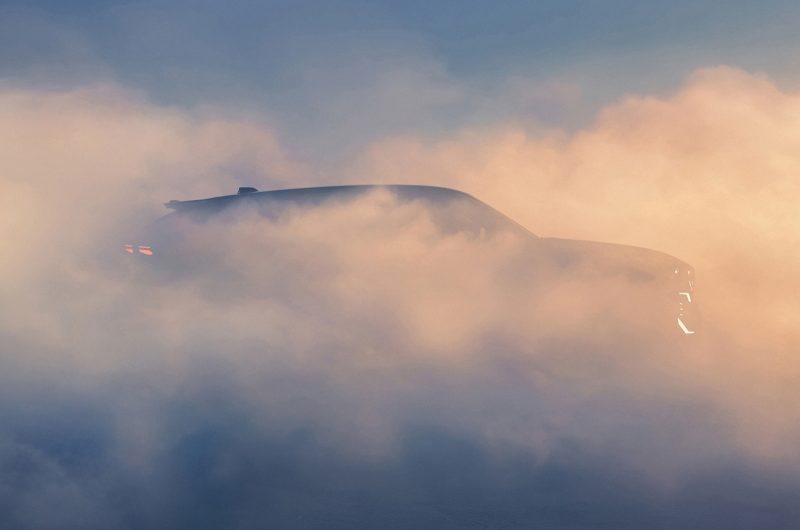 Renault анонсировала новый кроссовер: у него будет имя Filante и корейская сборка