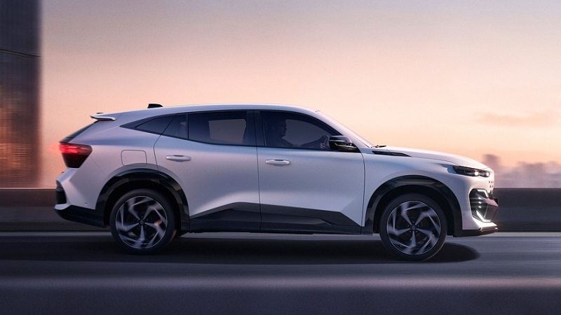 Renault Filante: новый флагманский гибридный кроссовер на платформе Geely и Volvo