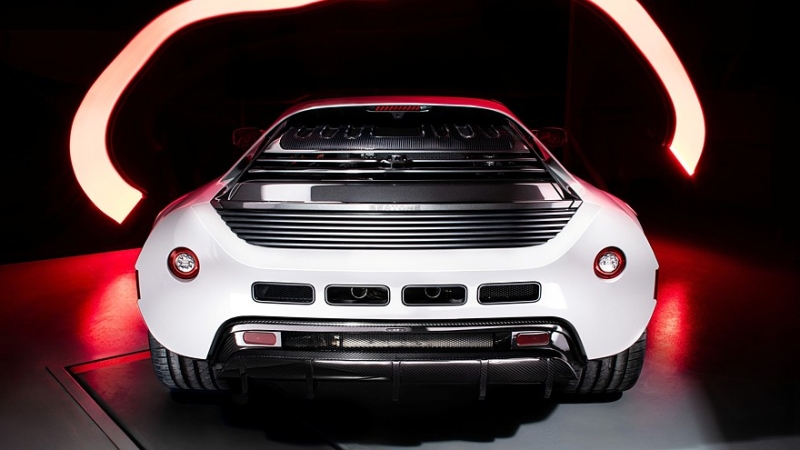 Спорткар Bertone Runabout показался в серийном виде: шасси Lotus и мотор Toyota