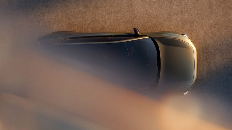 Volvo продолжает раскрывать новый кроссовер EX60: появились тизеры салона