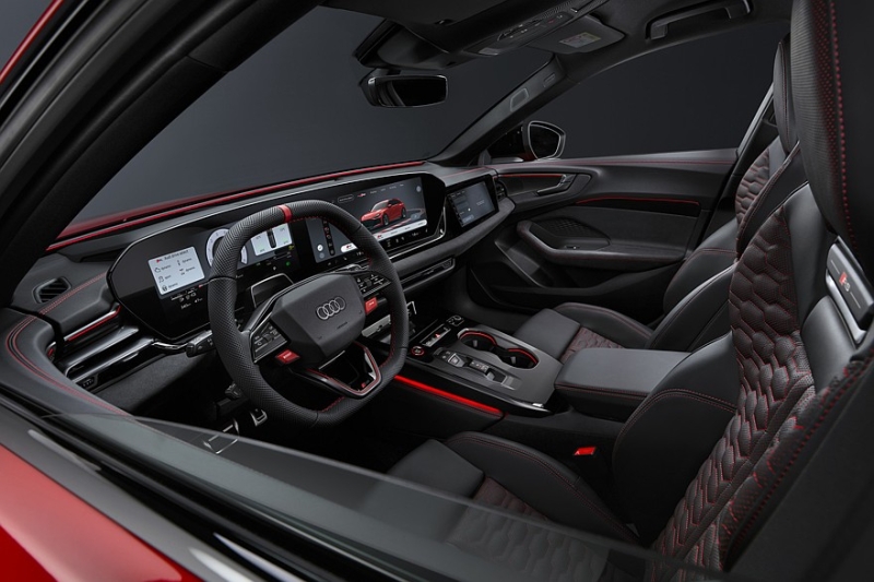 Audi полностью рассекретила новые &laquo;заряженные&raquo; лифтбек и универсал RS 5