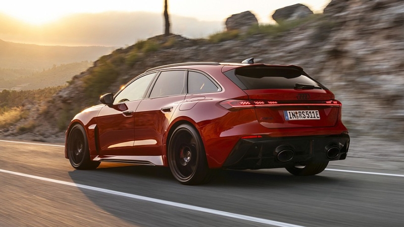 Audi полностью рассекретила новые &laquo;заряженные&raquo; лифтбек и универсал RS 5