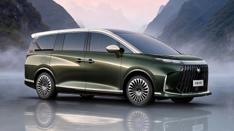 BAIC тоже идёт в премиум: к премьере готовится роскошный минивэн Arcfox Wendao V9