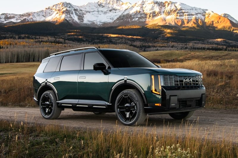 Большой кроссовер Kia Telluride нового поколения выходит на рынок: теперь и HEV-версии