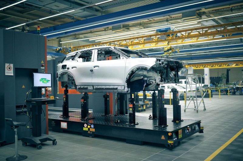 Холдинг Geely может загрузить своими машинами простаивающие заводы Ford в Европе