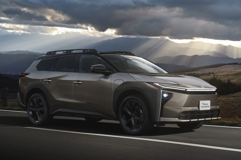 Кросс-универсал Toyota bZ4X Touring стартует в Японии: подробности и цены