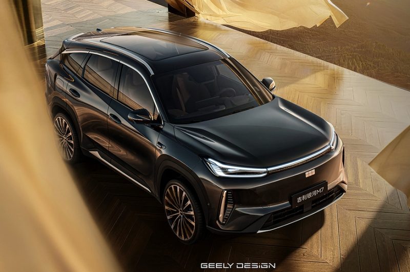 Кроссовер Geely Galaxy M7 показался на официальных фото