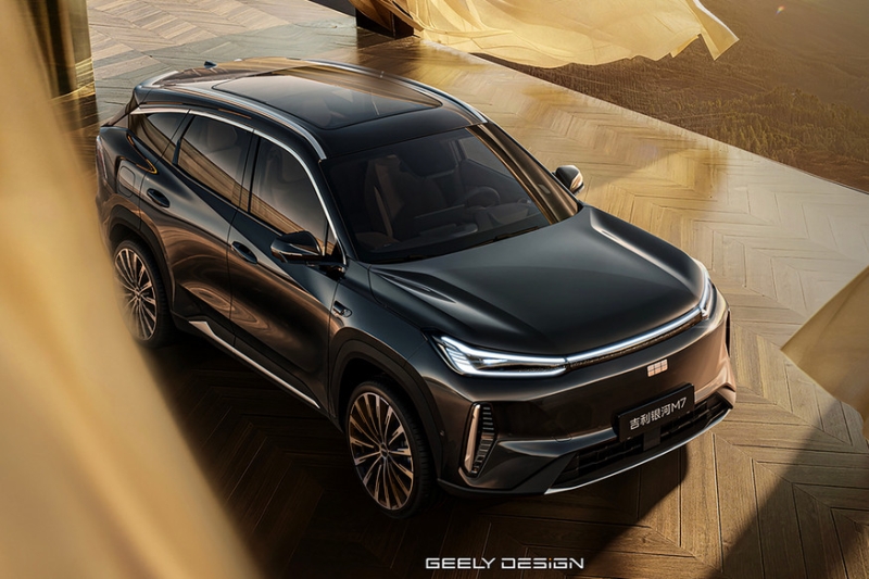 Кроссовер Geely Galaxy M7 показался на официальных фото