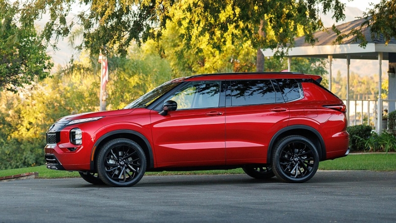 Nissan Rogue PHEV, копия Mitsubishi Outlander, обзавёлся ценником и оказался дороже донора