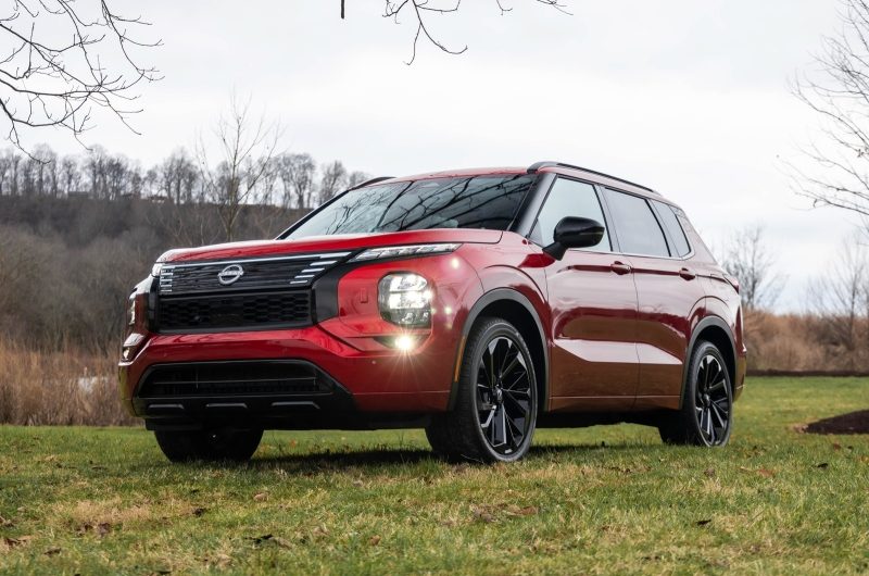 Nissan Rogue PHEV, копия Mitsubishi Outlander, обзавёлся ценником и оказался дороже донора