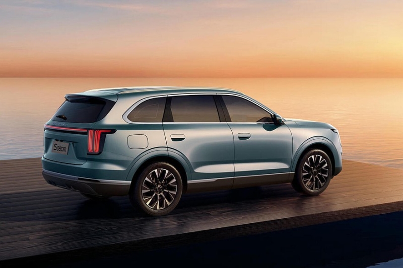 Совсем ещё свежий кроссовер Jetour X70L превратился в Soueast S08