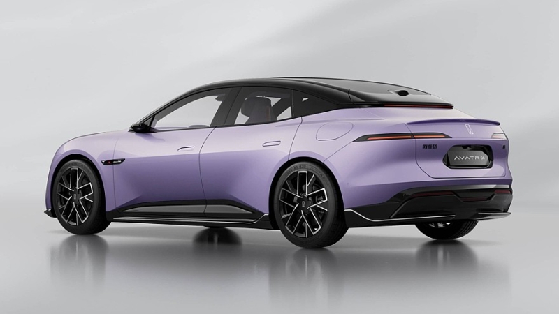 Универсал Avatr 06T: &laquo;живые&raquo; фото и технические подробности