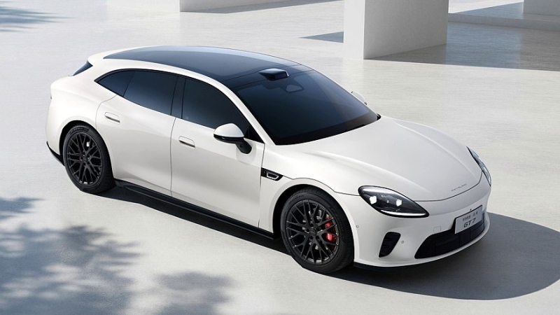 Ещё один эффектный шутинг-брейк из Китая: встречаем Aistaland GT7 от Huawei и GAC