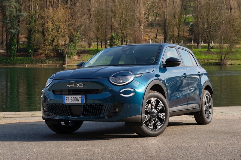 Кроссовер Fiat 600: теперь и чисто бензиновая версия с механикой