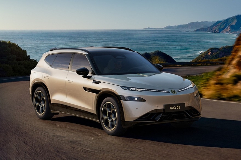 Кроссовер Volkswagen ID.Unyx 08 доступен к заказу: богатое оснащение, есть полный привод