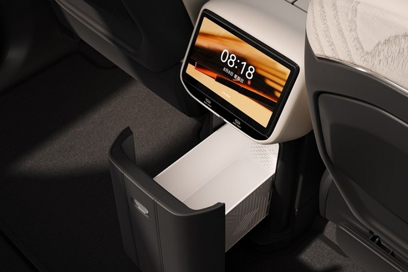 Кроссовер Zeekr 8X начинает карьеру с ажиотажного спроса