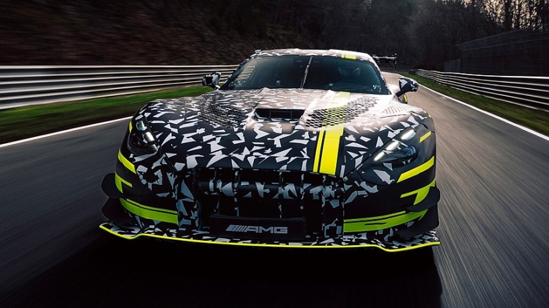 Mercedes-AMG готовит два хардкорных спорткара: трековый GT3 и дорожный GT Black Series