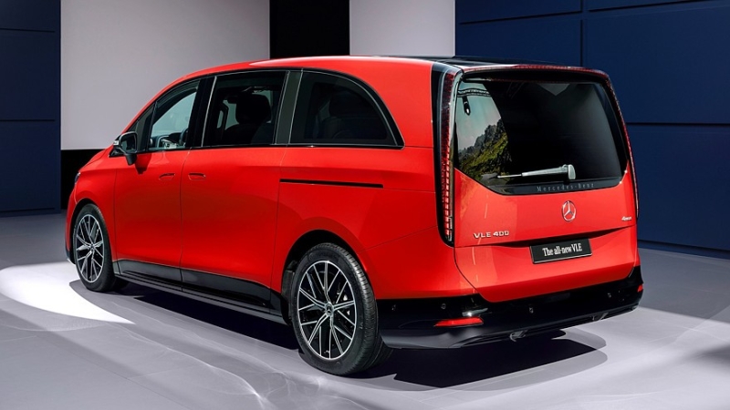 Mercedes-Benz VLE пришёл на смену минивэну V-класса: тяжёлый электролюкс для богатых