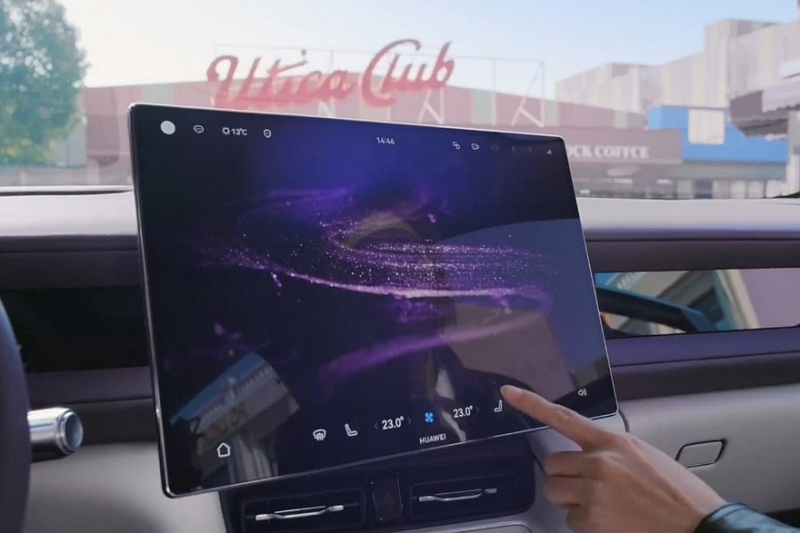 &laquo;Молодёжный&raquo; кроссовер Aito M6 доступен к заказу: куча фишек и полный привод