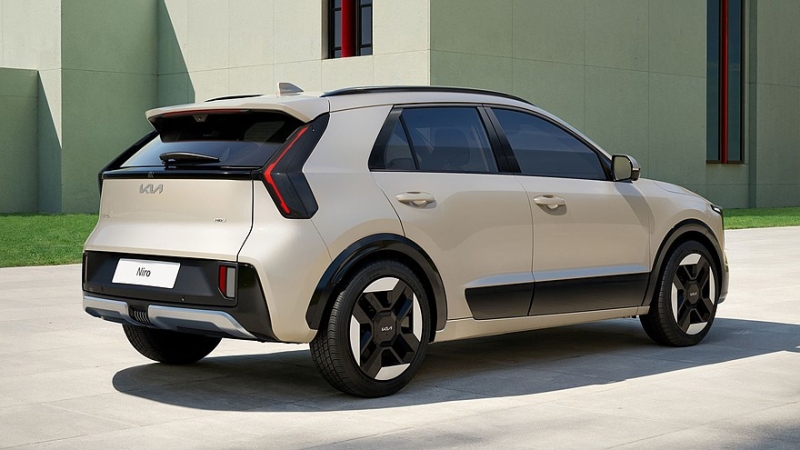 Обновлённый кроссовер Kia Niro: информация о технике и цены