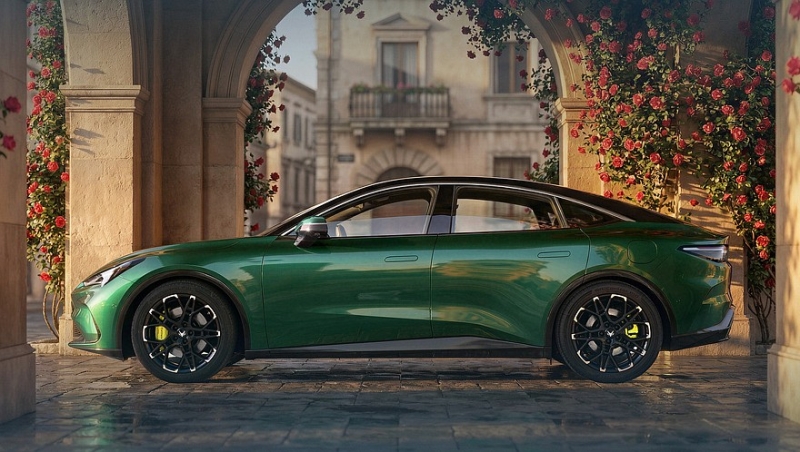 Обновлённый седан Arcfox Alpha S5 от BAIC: версий &ndash; больше, цены &ndash; ниже