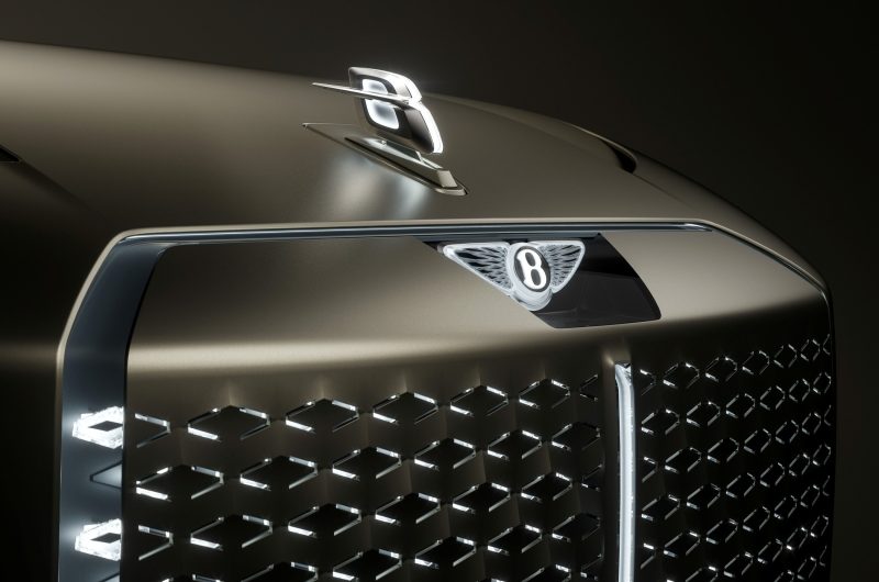 Первый электромобиль Bentley будет и последним: другие «электрички» отменены