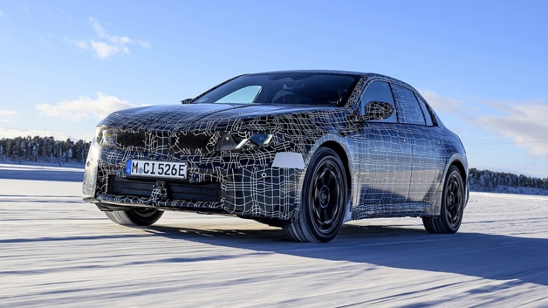 Пополнение в семействе: баварцы раскрыли дату премьеры нового BMW i3