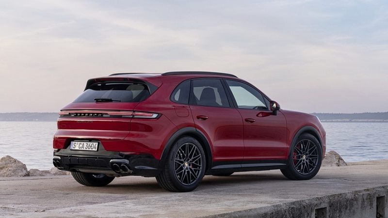 Стало известно, когда на рынок выйдет новый Porsche Cayenne с ДВС