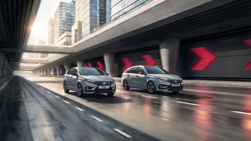 Старт продаж седанов и универсалов Lada Vesta Sport, цены известны